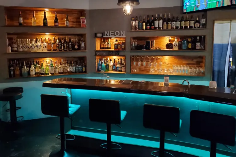 Bar NEON02